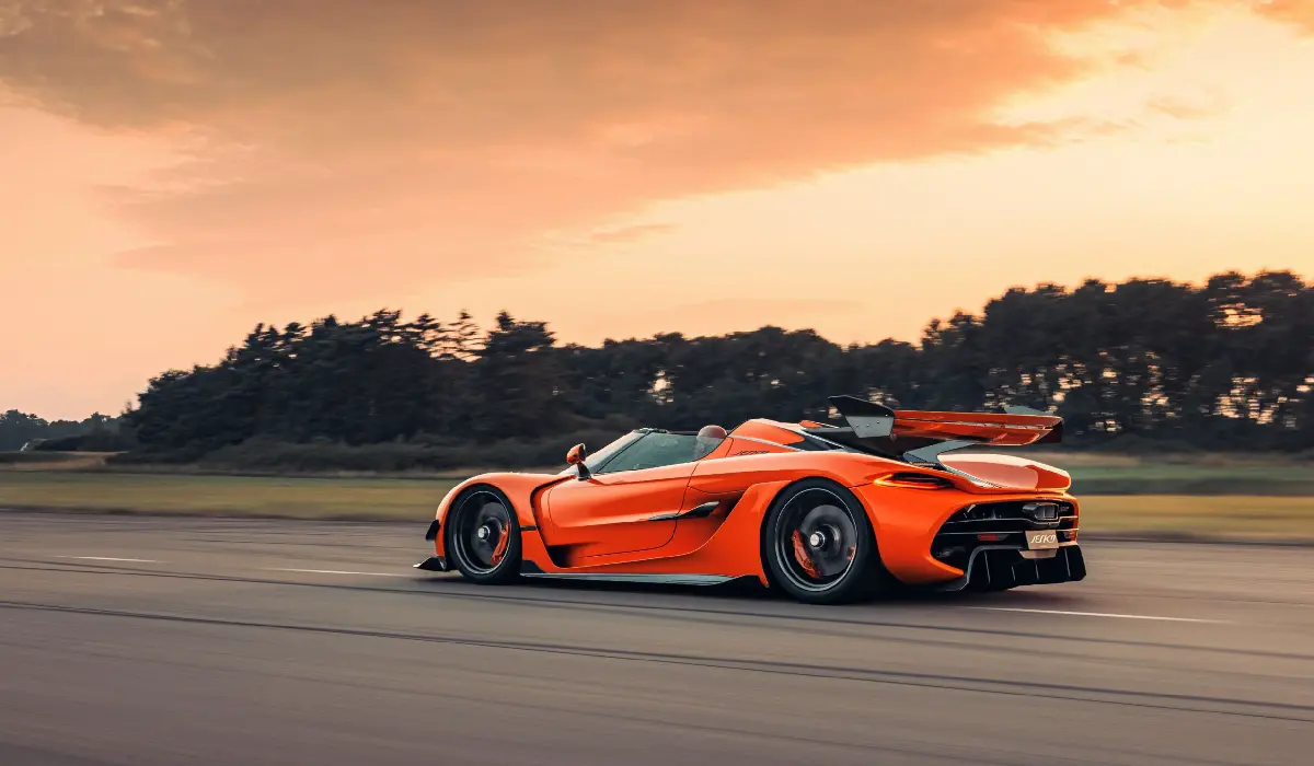 Koenigsegg - Jesko Absolut - Hyper Car Rentals - Preowned Hyper Car - Exclusive Concierge Club.webp